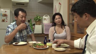 Neighbor Wife’s Late Afternoon Affair -3